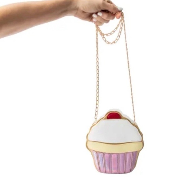 Cupcake Shaped Bag with Red and Gold Accents - Picture 3 of 3